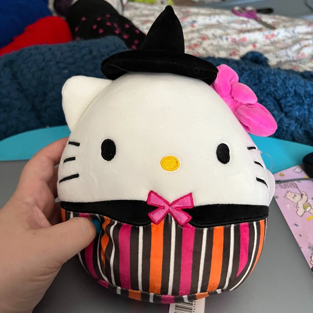 Hello Kitty Witch Squishmallow